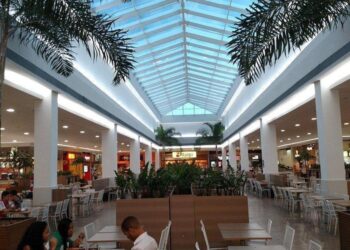 Shopping Bela Vista celebra 14 anos com ação que convida clientes