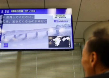 Terremoto no Japão causa falta de energia e interrompe transporte