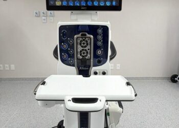 Hospital Agnus Dei é o primeiro da Bahia a receber plataforma cirúrgica de última geração para catarata e retina
