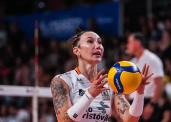 Nova regra da CBV afeta participação de Tifanny na Superliga de vôlei