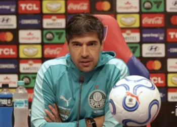 Abel Ferreira desabafa após classificação do Palmeiras: “O futebol está doente”
