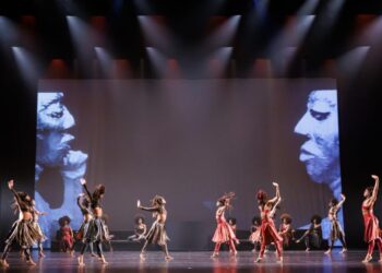 Balé Folclórico da Bahia realiza duas apresentações no TCA em homenagem ao Mês da Consciência Negra