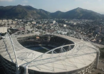 Ventania no Rio adia Botafogo x Fluminense pelo Brasileirão Feminino