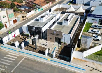 Belo Campo recebe novas unidades de segurança e agricultores de Uibaí têm imóveis regularizados