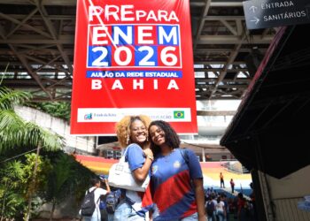 Rede estadual reúne estudantes em aulão preparatório para o Enem 2026
