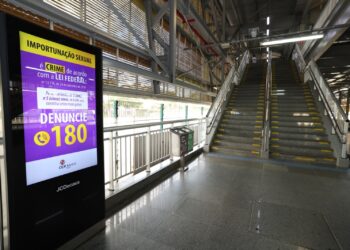 Estado da Bahia lança campanha Agosto Lilás com Vagão das Mulheres no metrô de Salvador