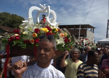 Festa de São Roque em Itaparica tem celebração religiosa e atrações musicais no domingo (16)