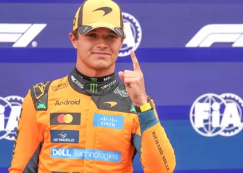 Lando Norris faz a pole do GP da Holanda; Bortoleto larga em nono
