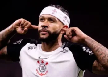 Corinthians alega motivos financeiros e não renova com Memphis Depay