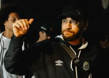 Neymar entra no radar do Inter Miami e pode reeditar trio com Messi e Suárez, diz jornal