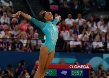 Após 2 anos, Rebeca Andrade volta a disputar etapa da Copa do Mundo