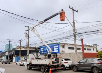 Banho de Luz moderniza iluminação nas ruas Pelicano e Araponga, em Pitangueiras