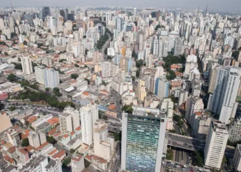 Área urbanizada no Brasil cresceu 12,3% de 2019 a 2022, mostra IBGE