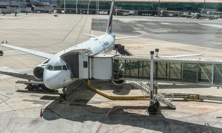 avião