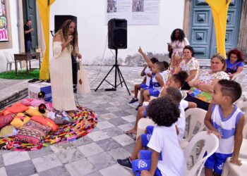 Prefeitura leva programação inclusiva à FliPelô com oficinas, apresentações e incentivo ao empreendedorismo