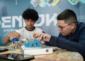 Projeto nacional de arte e robótica, Engenhoka é lançado em escola pública de Salvador