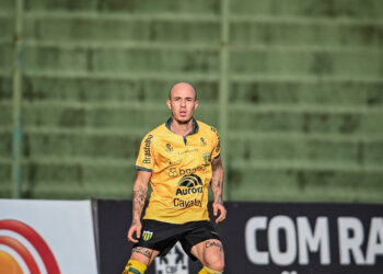 Após duas vitórias e entrada do Ypiranga no G8, Ramon Vinicius projeta confronto com o Guarani