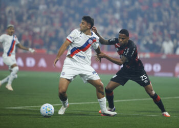 Everaldo perde pênalti no final e Bahia encerra sequência invicta de 11 jogos