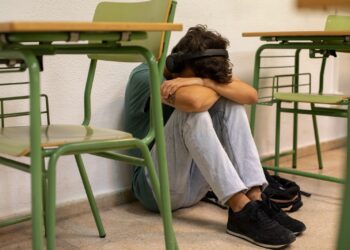Setembro Amarelo: escuta ativa ajuda escolas a transformar relatos de bullying em ações de cuidado e prevenção