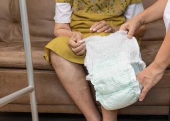Envelhecimento da população reforça necessidade de romper o tabu da incontinência urinária