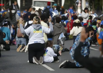 Evangélicos são alvo de disputa, mas rejeitam uso eleitoral de igrejas