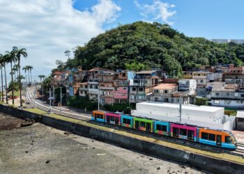VLT de Salvador e Região Metropolitana avança com início da viagem teste da Parada Marisqueiras até Itacaranha