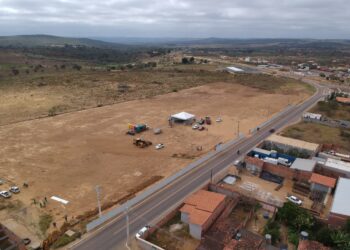 Estado da Bahia amplia serviços de saúde, segurança e acesso à internet em três municípios