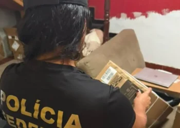 PF mira grupo suspeito de desviar encomendas postais
