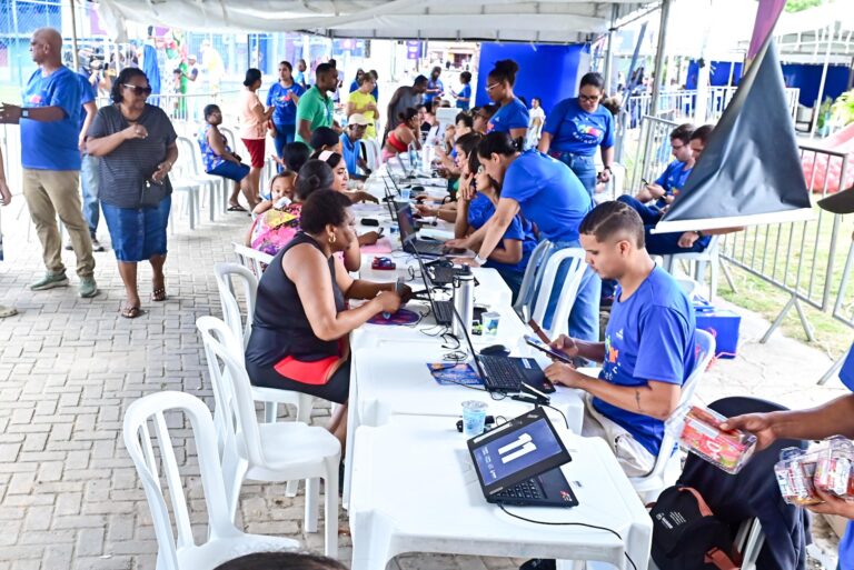 Viver-Salvador-nos-Bairros_Foto_Jefferson-Peixoto_Secom_Pms-8