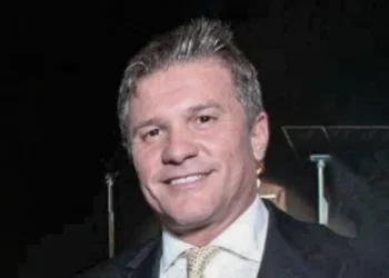 Defesa de pai de Vorcaro cita impasse no STF e pede soltura