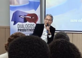 Sindsefaz reúne especialistas e aponta caminhos para desenvolvimento da Bahia