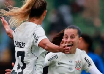 Brasileiro Feminino: Corinthians vai às semifinais e enfrenta o Bahia