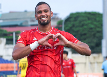Daniel dos Anjos celebra primeiro gol por novo clube e classificação na Copa do Vietnã