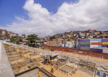 Obras de urbanização da comunidade do Pé Preto avançam com construção de 270 novas moradias em Salvador