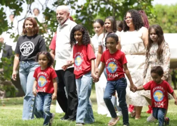 Lula defende respeito às religiões no Dia de Nossa Senhora Aparecida