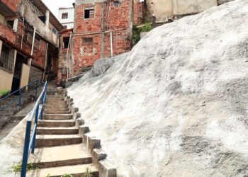 Salvador amplia proteção em áreas de risco com 334 geomantas implantadas