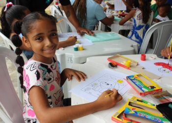 Prefeitura realiza dia de atividades lúdicas para crianças e adolescentes de Pau da Lima