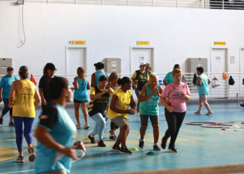 Atividade física e convivência transformam rotina de idosos na Estação Cidadania São Marcos
