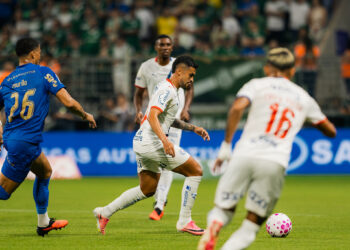 Bahia não aproveita posse de bola e perde para o Palmeiras, em São Paulo