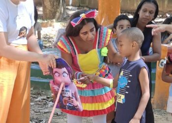 Brincar também faz parte do desenvolvimento infantil