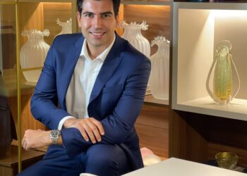 Verão começa no consultório: quando planejar uma cirurgia plástica?