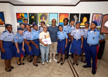 Em Salvador, estudantes do CPM Lobato transformam sentimentos e experiências em obras de arte