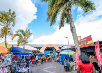 Centro Comercial de Camaçari terá horário de funcionamento modificado neste domingo