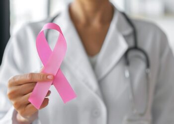Outubro Rosa: Bahia deve ter 4.480 novos diagnósticos de câncer de mama em 2026