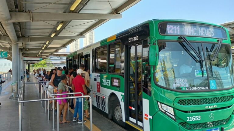 Ônibus durante eleições