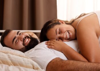 Prática regular de exercícios melhora o condicionamento físico e pode favorecer o conforto e a disposição durante o sexo