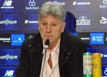 “Ninguém tinha ouvido falar”: Renato Gaúcho detona contratações do Grêmio após derrota para o Cruzeiro