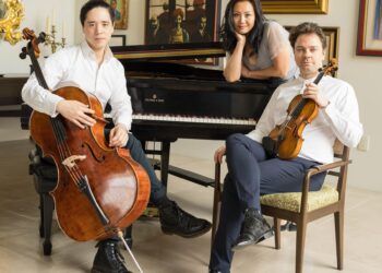 Instrumentos de mais de três séculos chegam a Salvador nas mãos do Trio Sitkovetsky