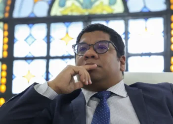 Risco de invasão de Cuba pelos EUA é real, avalia embaixador