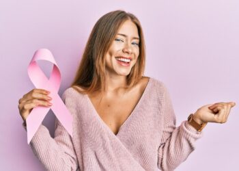 Outubro Rosa reforça importância da prevenção e do diagnóstico precoce do câncer de mama